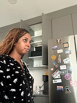 Your Paris online show from September 2025 03:14:01 PM