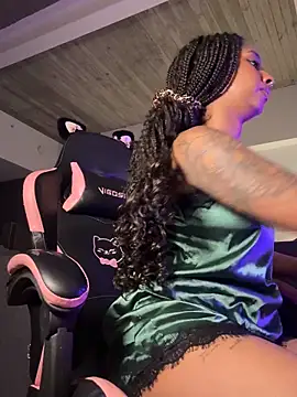 Your Paris online show from November 2025 04:46:02 AM