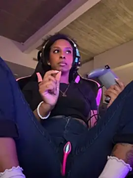 Your Paris online show from February 2026 02:08:02 AM