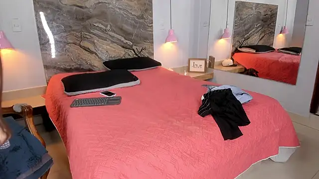 Snapshot of kaleb_violeta_1 chatting on February 2026 03:44:02 AM kaleb violeta 1 online show from February 2026 03:44:02 AM