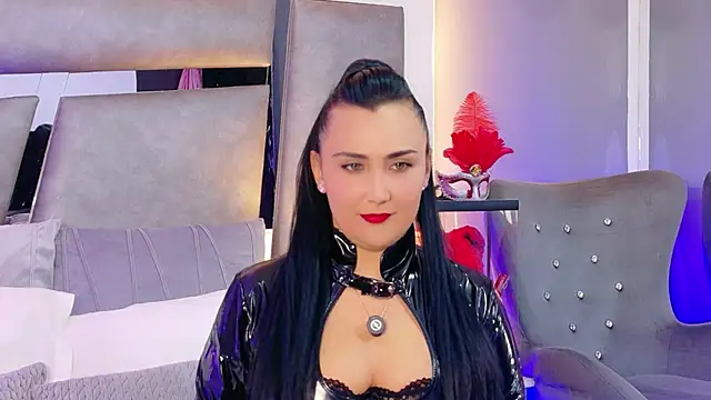 Evangeline Taylorr online show from November 2025 08:43:01 PM