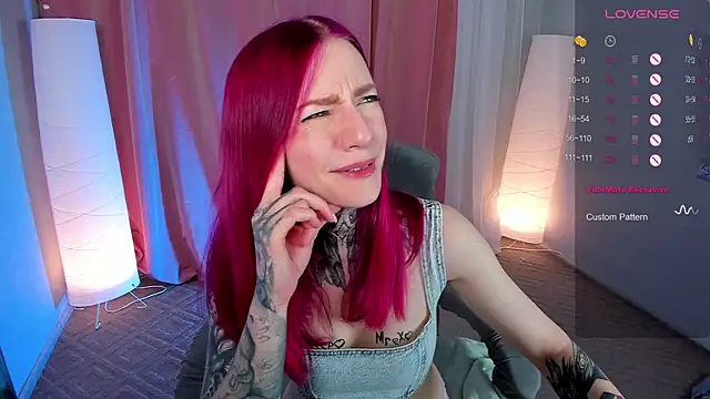 Roxy      online show from January 2025 11:47:01 PM