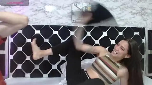 Dominate Alison online show from March 2026 12:54:01 PM