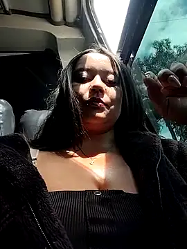 Cristal  04 online show from November 2025 03:44:01 PM