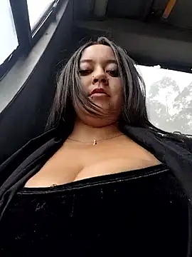 Cristal  04 online show from November 2025 06:40:01 PM