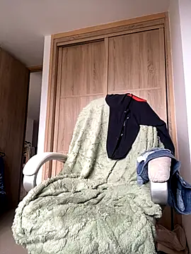 6nalanie online show from November 2025 06:52:02 PM