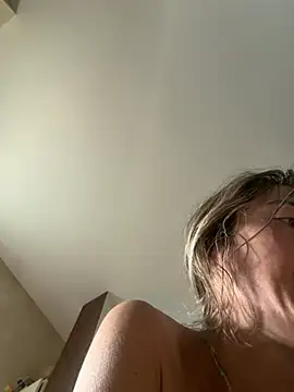 Snapshot of casalinga88 chatting on June 2026 05:54:02 AM casalinga88 online show from June 2026 05:54:02 AM