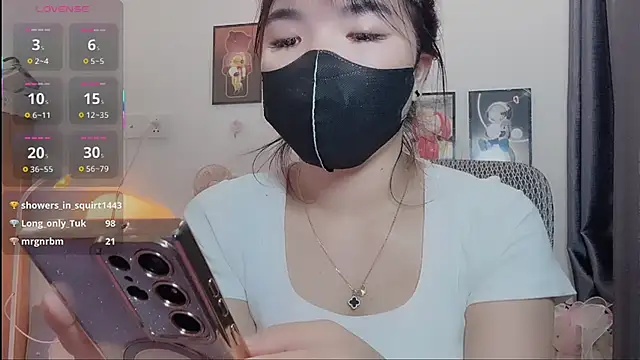 Snapshot of Berrysweet_68 chatting on March 2025 10:43:02 AM Berrysweet 68 online show from March 2025 10:43:02 AM