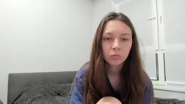 Adela Vetta online show from April 2026 04:59:01 PM