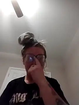 xWhoreAbleX Pika online show from November 2025 03:14:02 PM