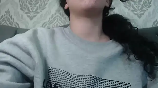 EmmaCowperr online show from March 2025 07:06:02 PM