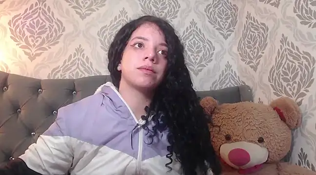 EmmaCowperr online show from March 2025 01:03:02 PM