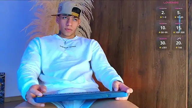 Josep Davies online show from October 2025 07:42:02 PM