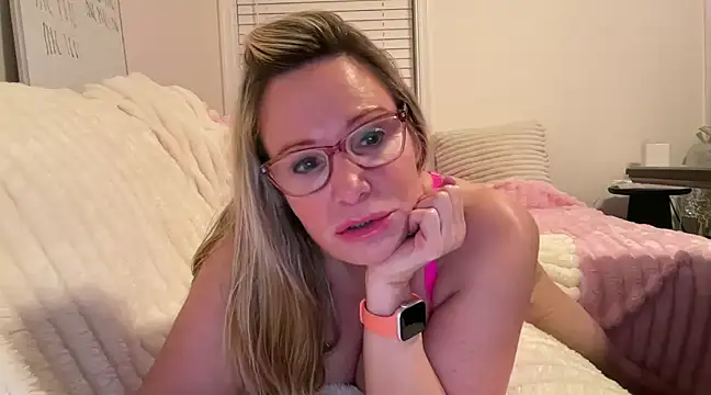 Milf Goddess online show from February 2025 04:54:01 AM