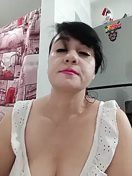 Snapshot of taalia chatting on February 2026 03:21:01 AM taalia online show from February 2026 03:21:01 AM