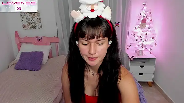 cute roxy online show from November 2025 02:22:01 AM