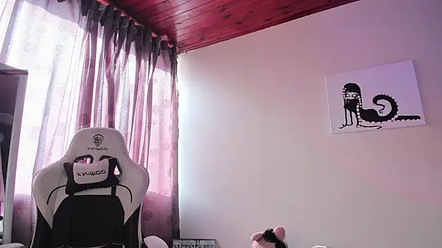 Snapshot of satanbabee chatting on February 2025 09:36:02 PM satanbabee online show from February 2025 09:36:02 PM