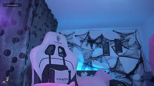 Snapshot of satanbabee chatting on October 2025 12:49:02 AM satanbabee online show from October 2025 12:49:02 AM