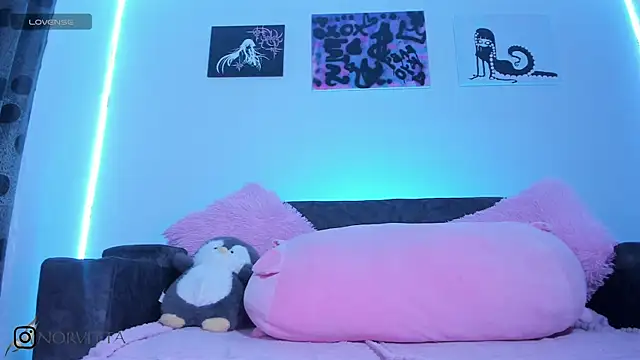 Snapshot of satanbabee chatting on November 2025 02:39:02 AM satanbabee online show from November 2025 02:39:02 AM