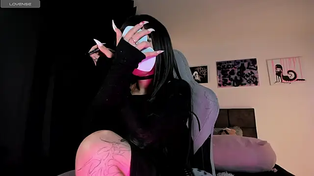 satanbabee online show from July 2026 11:26:01 PM