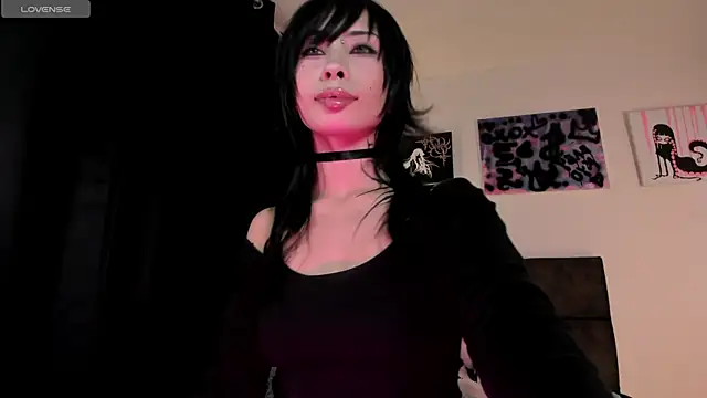 satanbabee online show from July 2026 01:00:01 AM