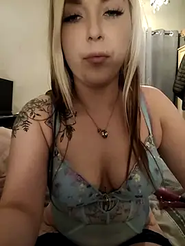 Snapshot of Kinkymilf56 chatting on February 2025 06:43:01 PM Kinkymilf56 online show from February 2025 06:43:01 PM