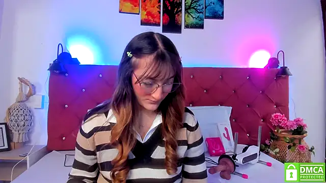 Ruth harvey  online show from December 2025 02:48:01 PM