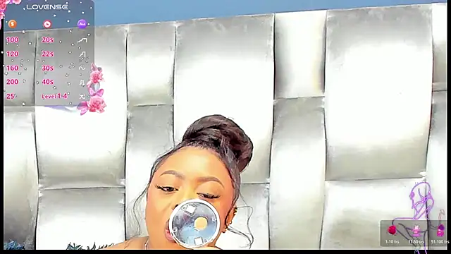 CamilaBenitez online show from February 2026 11:54:01 AM