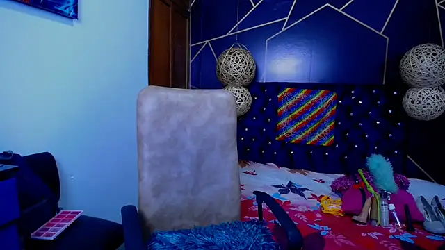 Snapshot of EmilyTsSweet chatting on March 2025 10:10:02 PM EmilyTsSweet online show from March 2025 10:10:02 PM