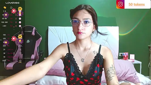 Snapshot of Mei_Kelly chatting on March 2025 12:27:02 AM Mei Kelly online show from March 2025 12:27:02 AM