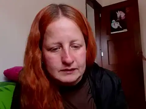 ViioletaMora online show from October 2025 06:43:01 PM