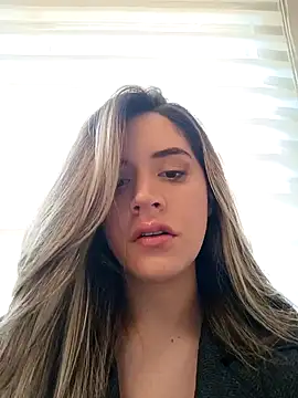 maliciaworld online show from December 2024 09:01:01 PM