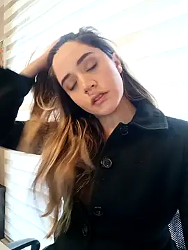 maliciaworld online show from December 2024 09:16:01 PM