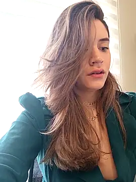 maliciaworld online show from February 2025 05:04:01 PM