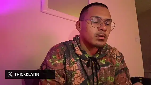 ThixxkkLatin online show from October 2025 04:51:02 AM