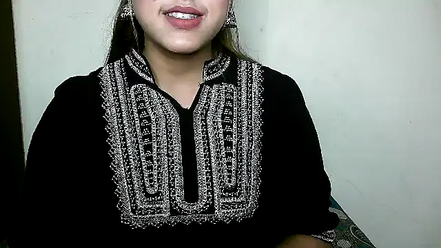 Snapshot of Princess_noorjahan chatting on March 2025 05:24:02 PM Princess noorjahan online show from March 2025 05:24:02 PM