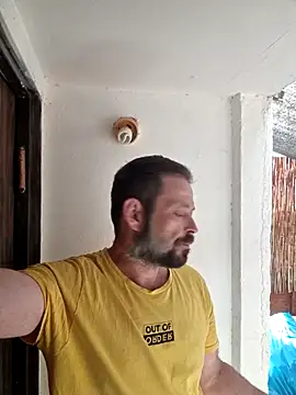 Snapshot of zefside42 chatting on October 2025 12:36:01 PM zefside42 online show from October 2025 12:36:01 PM