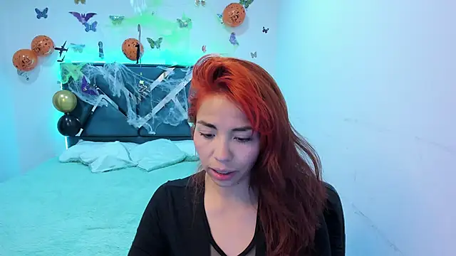 Aylinn diaz online show from October 2025 12:49:02 PM