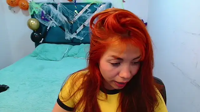 Aylinn diaz online show from October 2025 01:14:01 PM