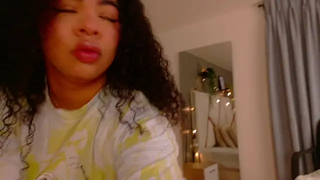 memphiswilliam online show from October 2025 02:34:02 AM