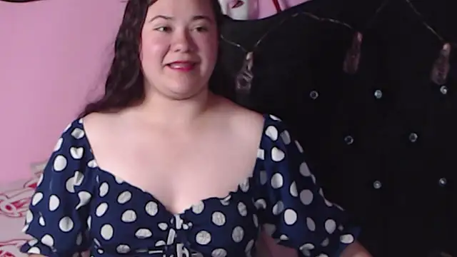 NikkiRous  online show from December 2024 04:25:01 PM