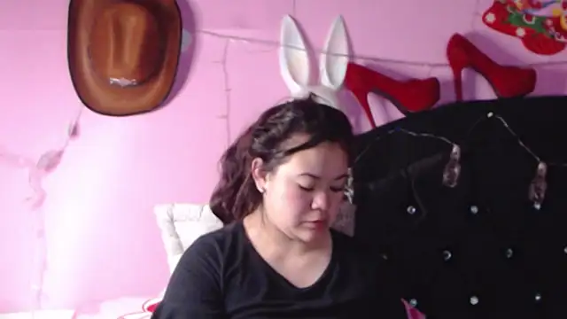 NikkiRous  online show from January 2025 01:31:02 PM