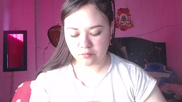 Snapshot of NikkiRous_ chatting on October 2025 02:07:02 PM NikkiRous online show from October 2025 02:07:02 PM