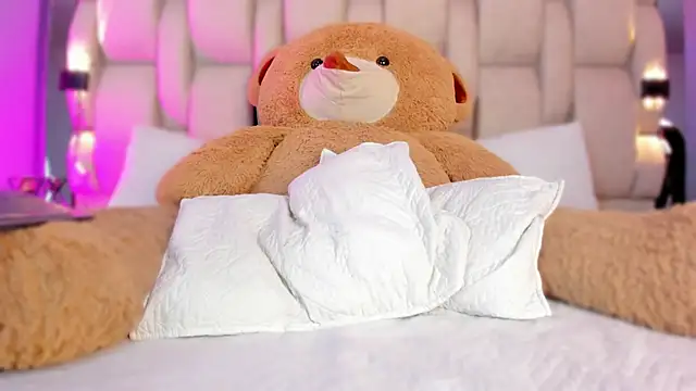  LauraTaylor  online show from October 2025 08:54:02 PM