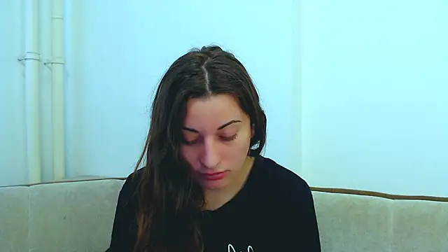 Helen Adams  online show from February 2025 06:50:02 AM