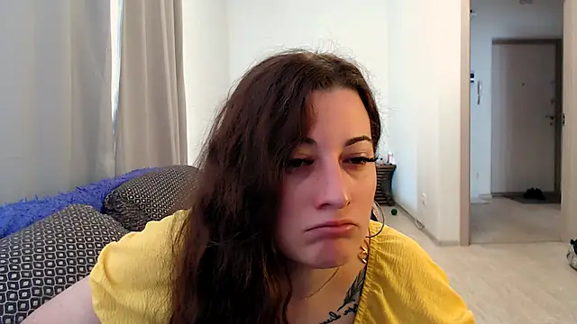 Snapshot of Helen_Adams_ chatting on June 2026 07:06:02 AM Helen Adams online show from June 2026 07:06:02 AM