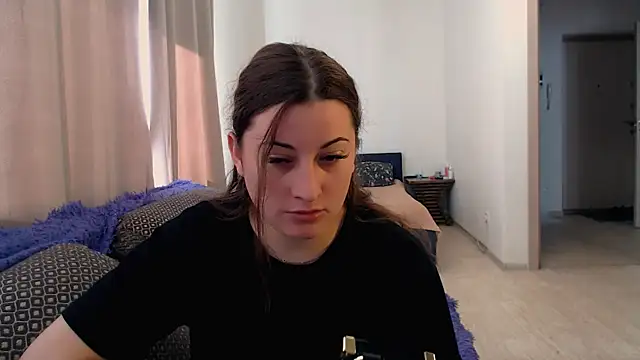 Snapshot of Helen_Adams_ chatting on June 2026 04:54:02 AM Helen Adams online show from June 2026 04:54:02 AM