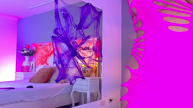 KateVenegas online show from October 2025 08:16:02 PM