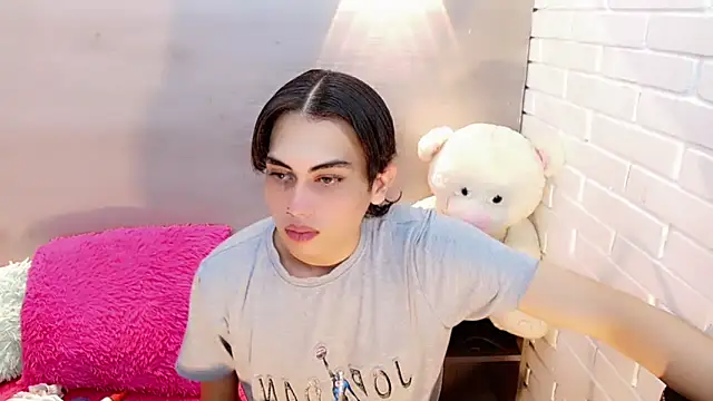 Daniela Pink  online show from September 2025 08:03:01 PM