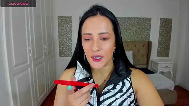 KimWessel  online show from February 2026 05:21:01 PM